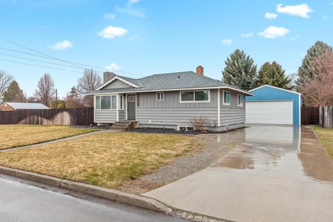 Photo of 13207 E Boone Ave, Spokane, WA 99216 (MLS # 202613419)