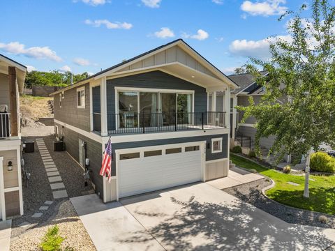 Photo of 11610 E Rivercrest Dr, Spokane Valley, WA 99206 (MLS # 202520883)