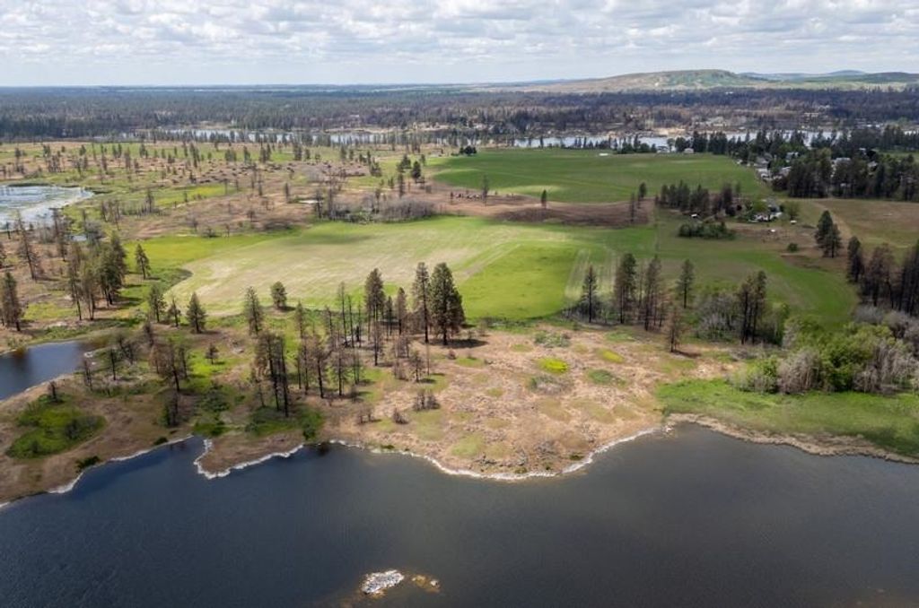 Photo of NKA Lambridge Lane Lot 8 Ln, Medical Lake, WA 99022 (MLS # 202520835)
