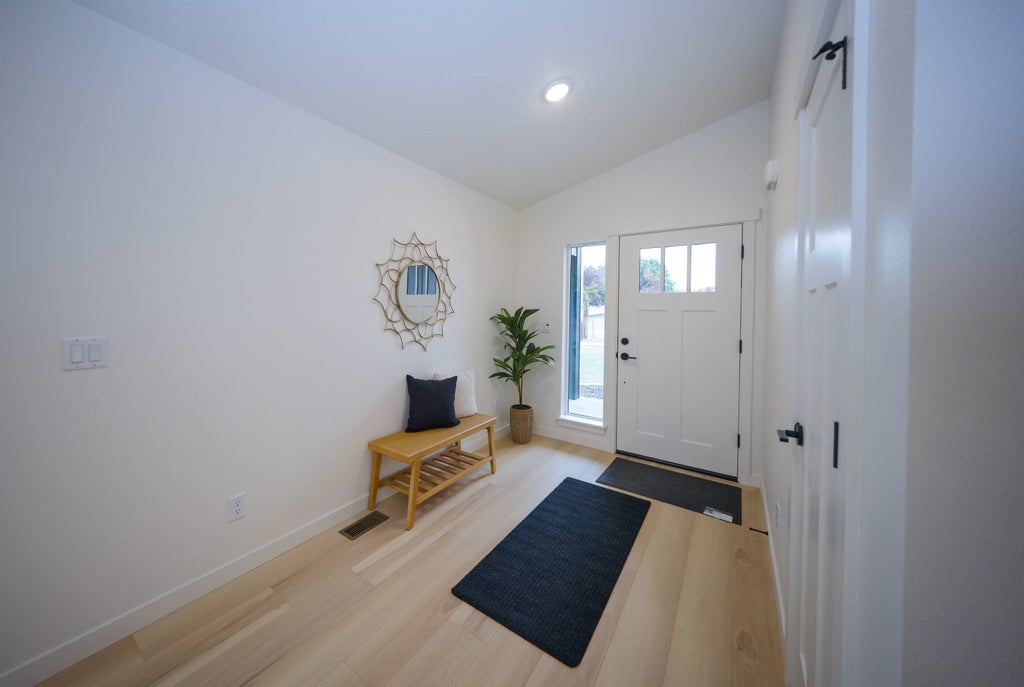 Photo of 19323 E 4th Ave, Greenacres, WA 99016 (MLS # 202624357)