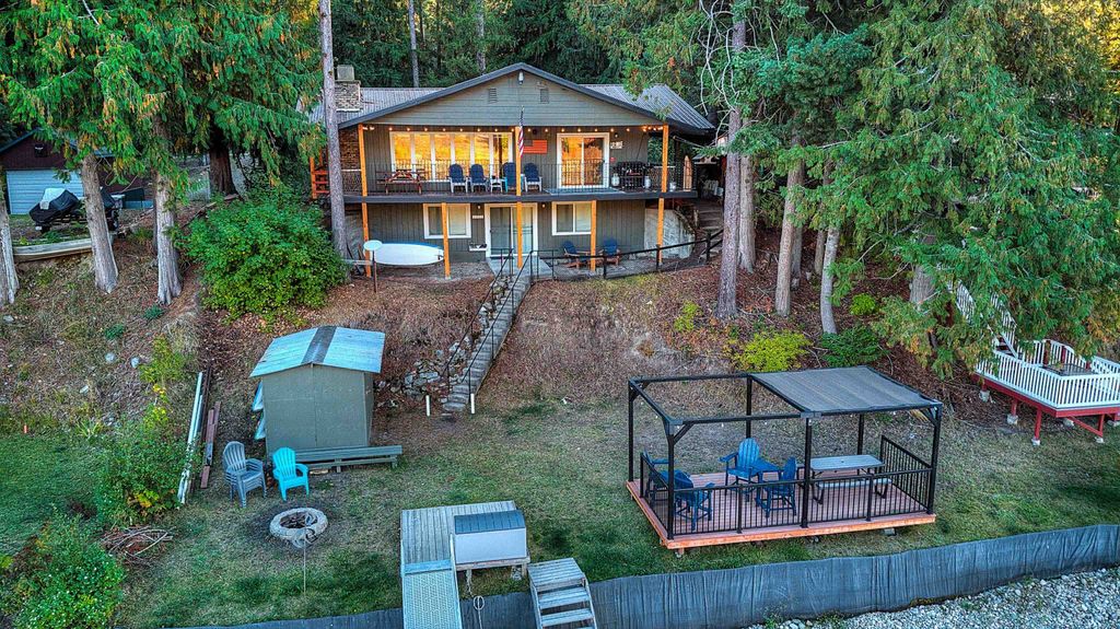 Photo of 302 Hazel St, Cusick, WA 99119 (MLS # 202525495)