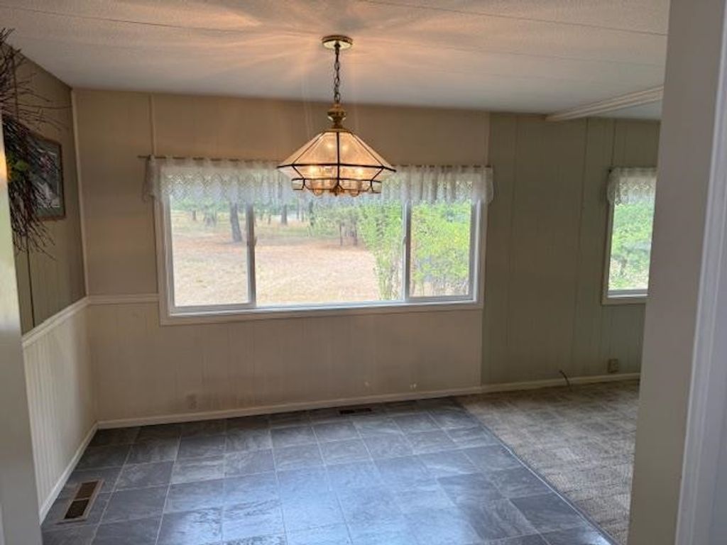 Photo of 32825 N Perry Rd, Deer Park, WA 99006 (MLS # 202525570)
