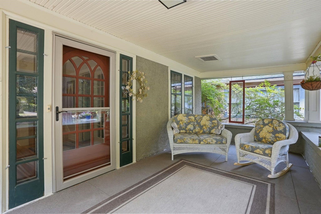 Photo of 1924 S Post St, Spokane, WA 99203 (MLS # 202624361)