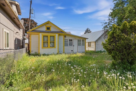 Photo of 1127 W. Gordon Ave, Spokane, WA 99205 (MLS # 202617675)