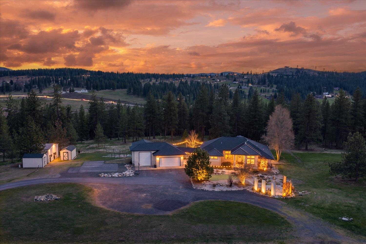 Photo 1 of 50 — 6210 E Lincoln Ln, Spokane, WA 99217