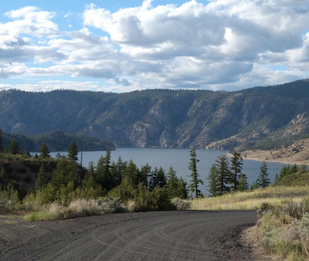 Photo of 39380 Terraced Way N Rd, Creston, WA 99147 (MLS # 202621010)