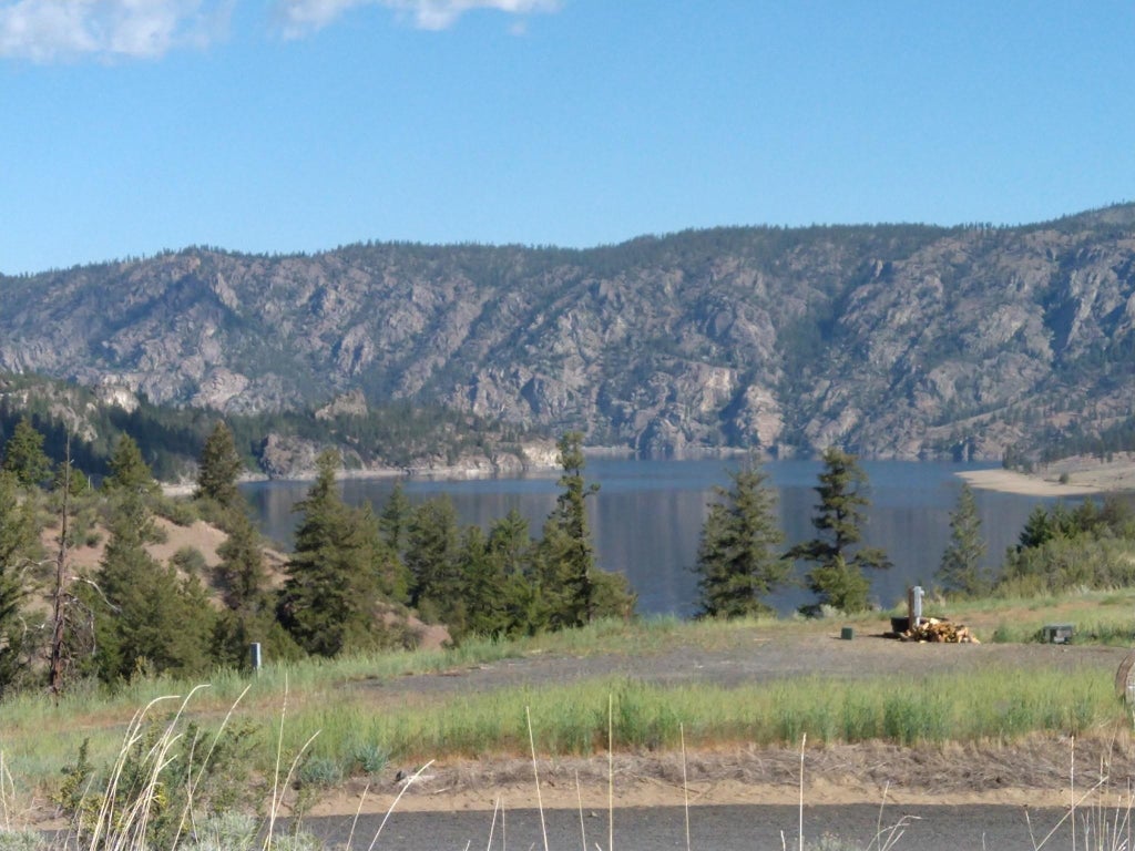Photo of 39380 Terraced Way N Rd, Creston, WA 99147 (MLS # 202621010)
