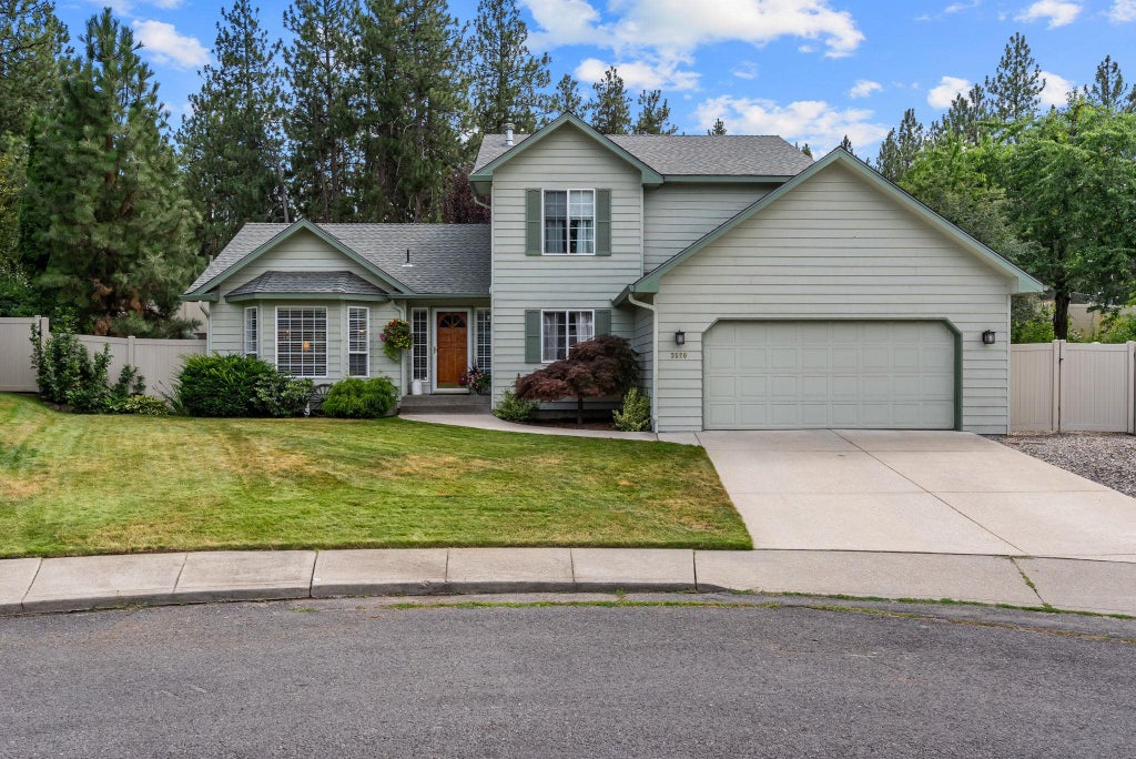Photo of 3520 E TRACEY Ct, Spokane, WA 99223 (MLS # 202621014)