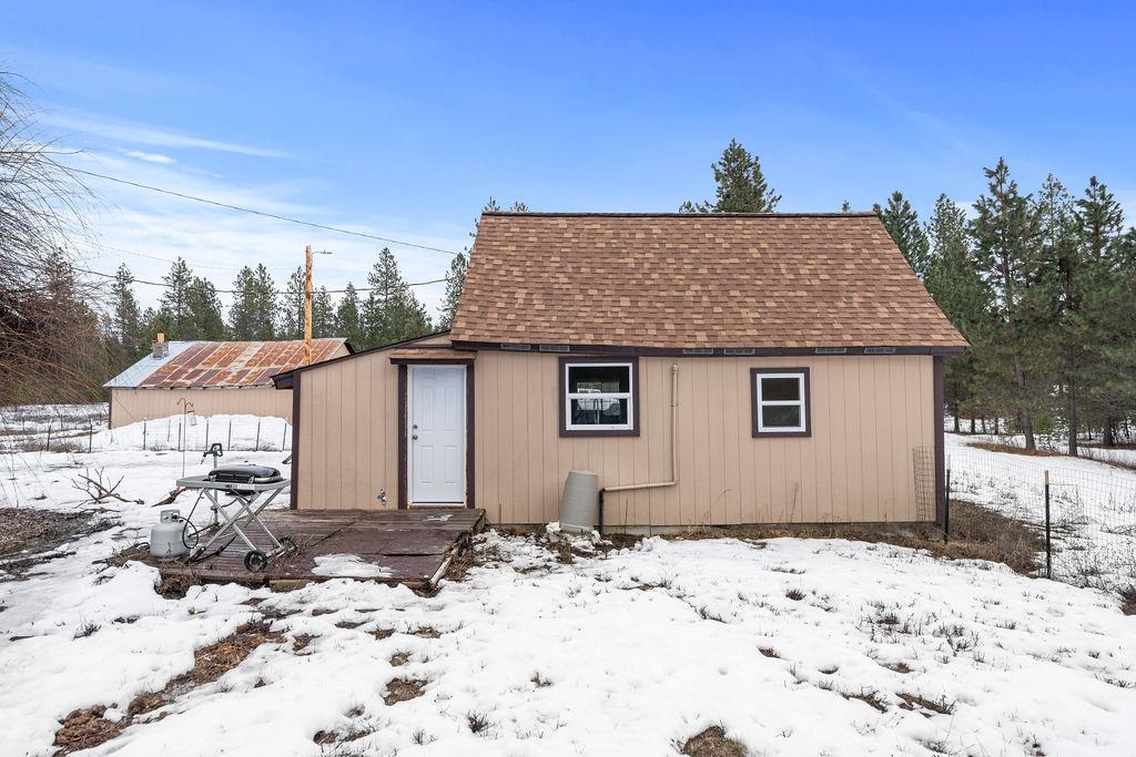 Newport, Washington 99156, United States, 3 Bedrooms Bedrooms, ,1 BathroomBathrooms,Residential,Active,83409