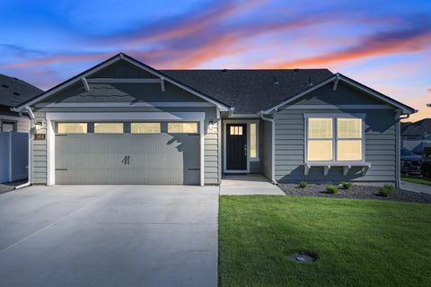 Photo of 1414 W 68TH Ave, Spokane, WA 99224 (MLS # 202526201)