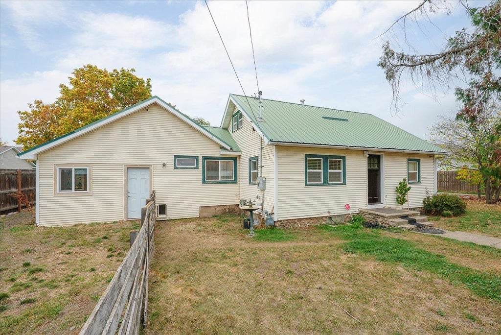 Photo of 13401 E Valleyway Ave, Spokane Valley, WA 99216 (MLS # 202625724)