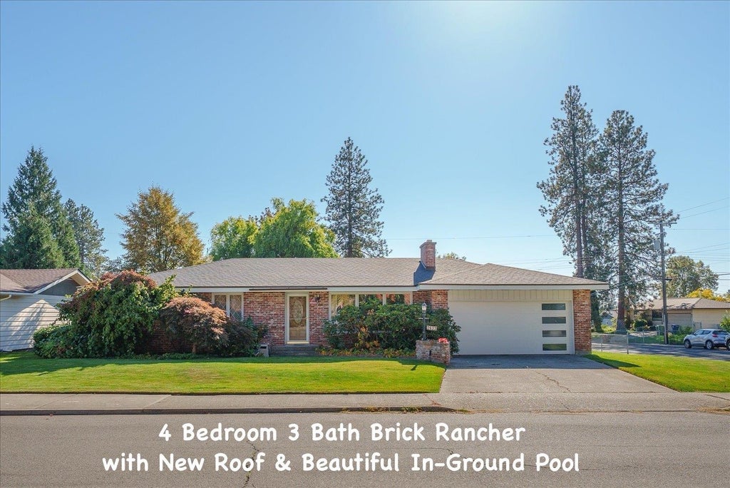 Photo of 2633 W Woodside Ave, Spokane, WA 99208 (MLS # 202625909)