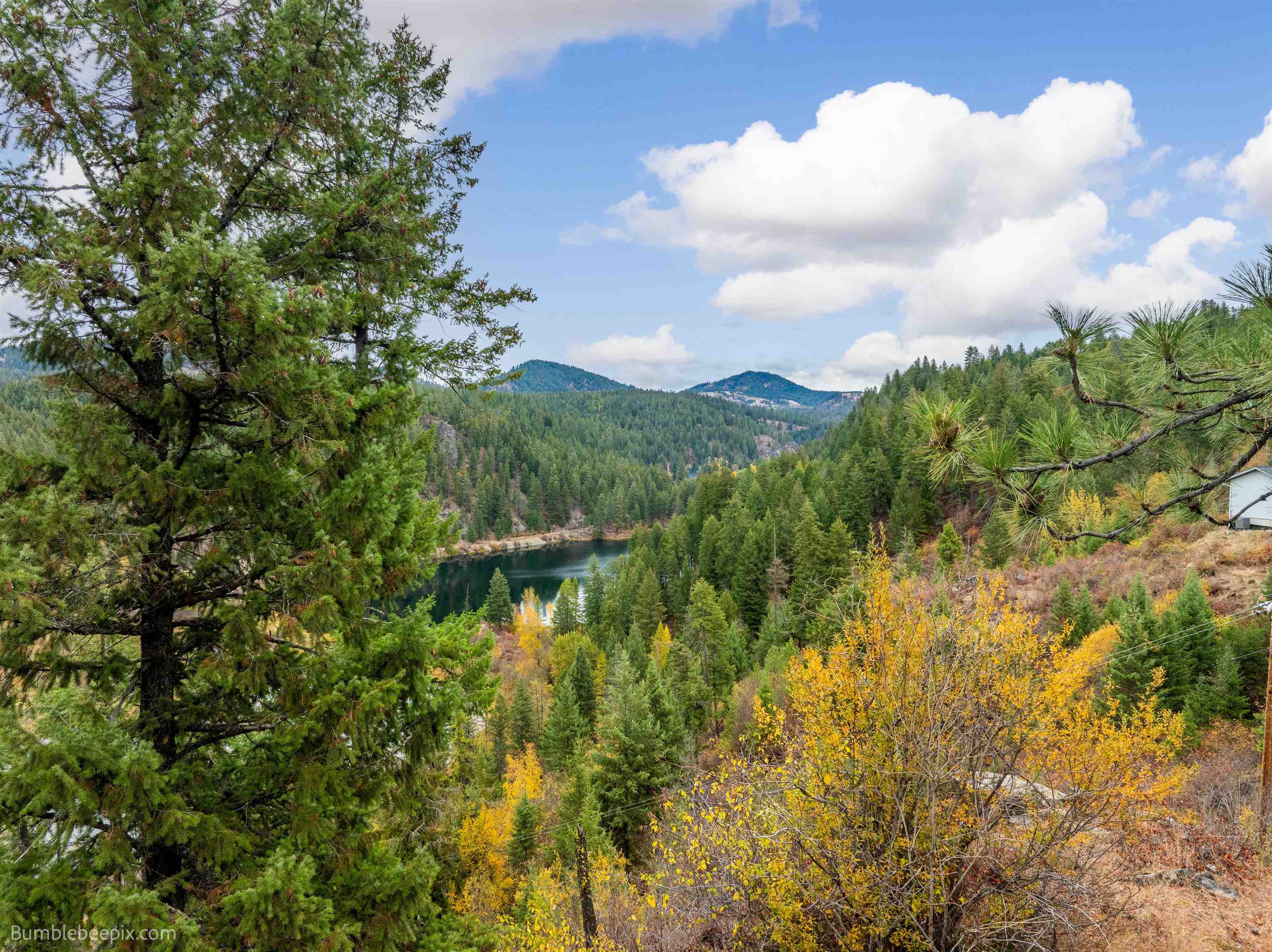 Elk, Washington 99009, United States, 2 Bedrooms Bedrooms, ,1 BathroomBathrooms,Residential,Active,36165