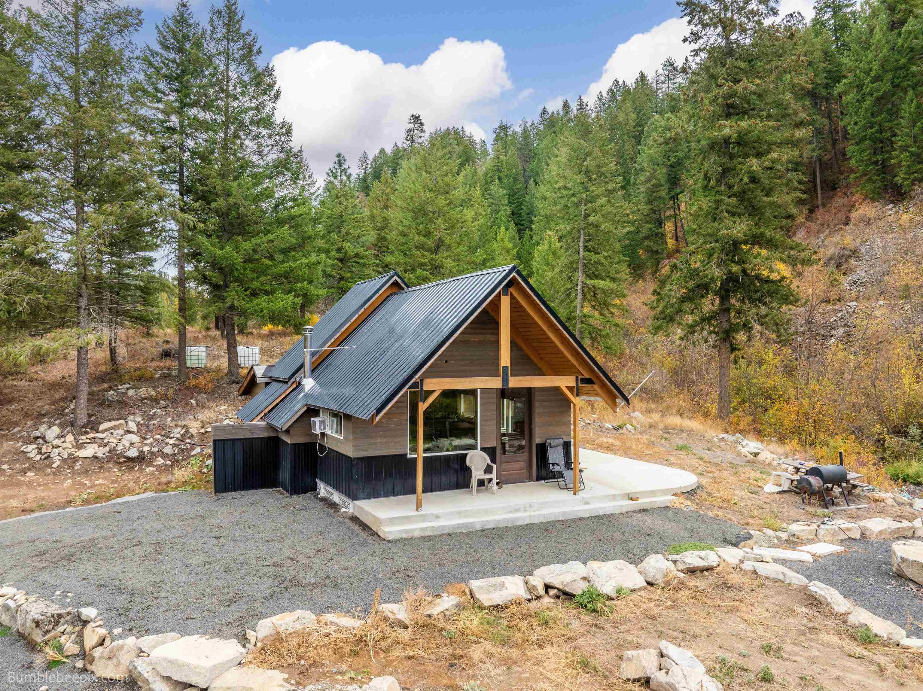 Elk, Washington 99009, United States, 2 Bedrooms Bedrooms, ,1 BathroomBathrooms,Residential,Active,36165