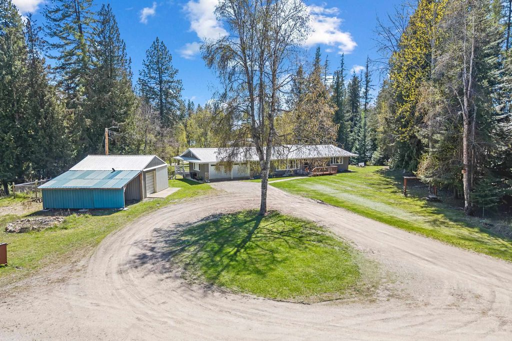 Photo of 305 Bockman Rd, Ione, WA 99139 (MLS # 202616266)