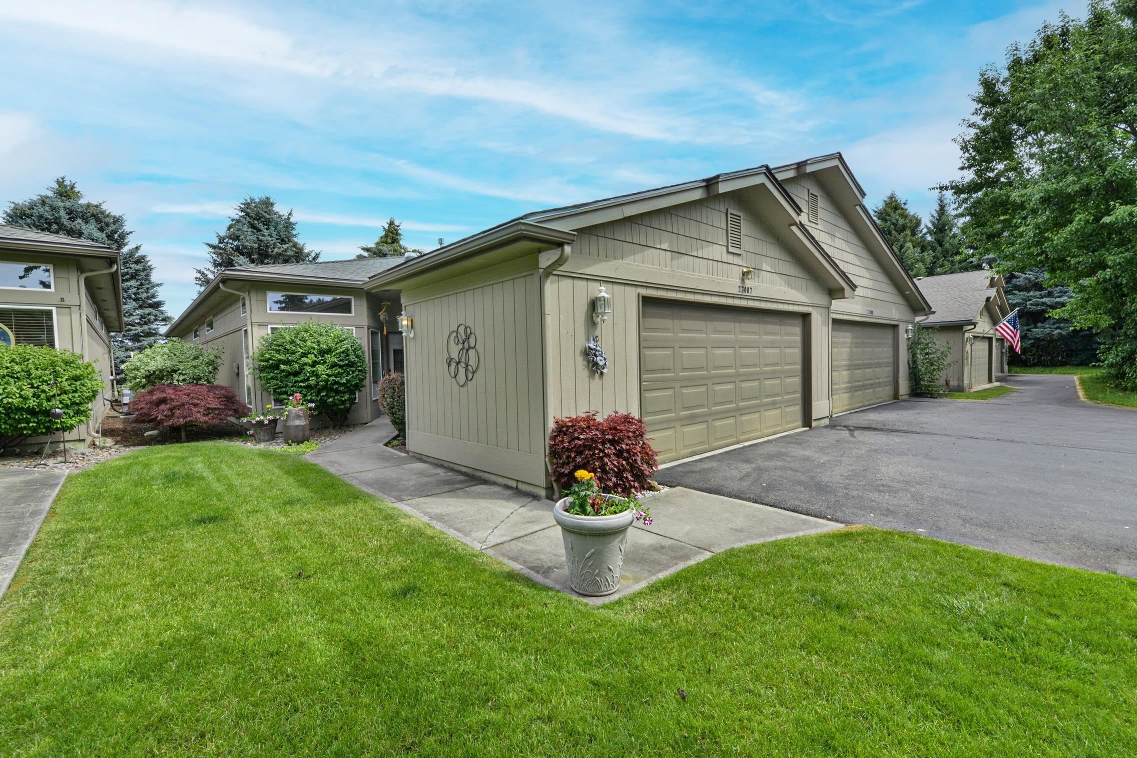 Photo 1 of 22 — 23007 E Mocha Ln, Liberty Lake, WA 99019