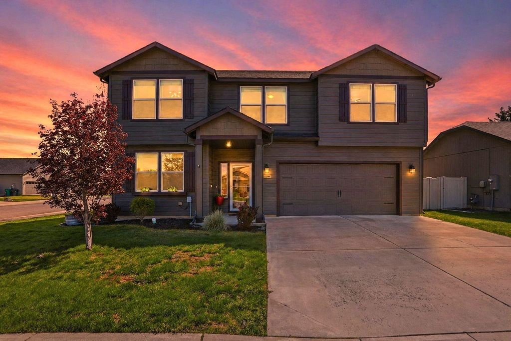 Photo of 700 Egret Ln, Cheney, WA 99004 (MLS # 202616329)