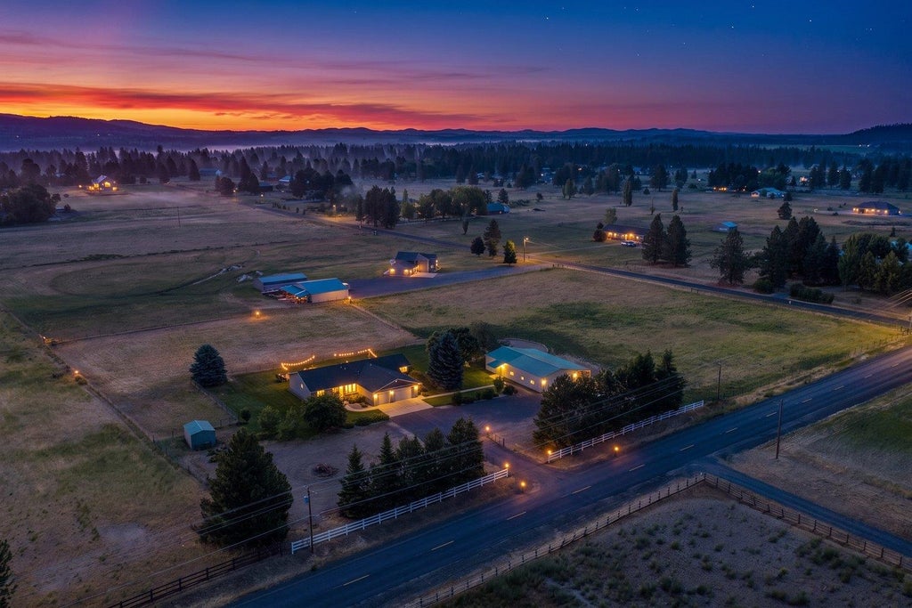 Photo of 8711 S Cedar Rd, Spokane, WA 99224 (MLS # 202624452)