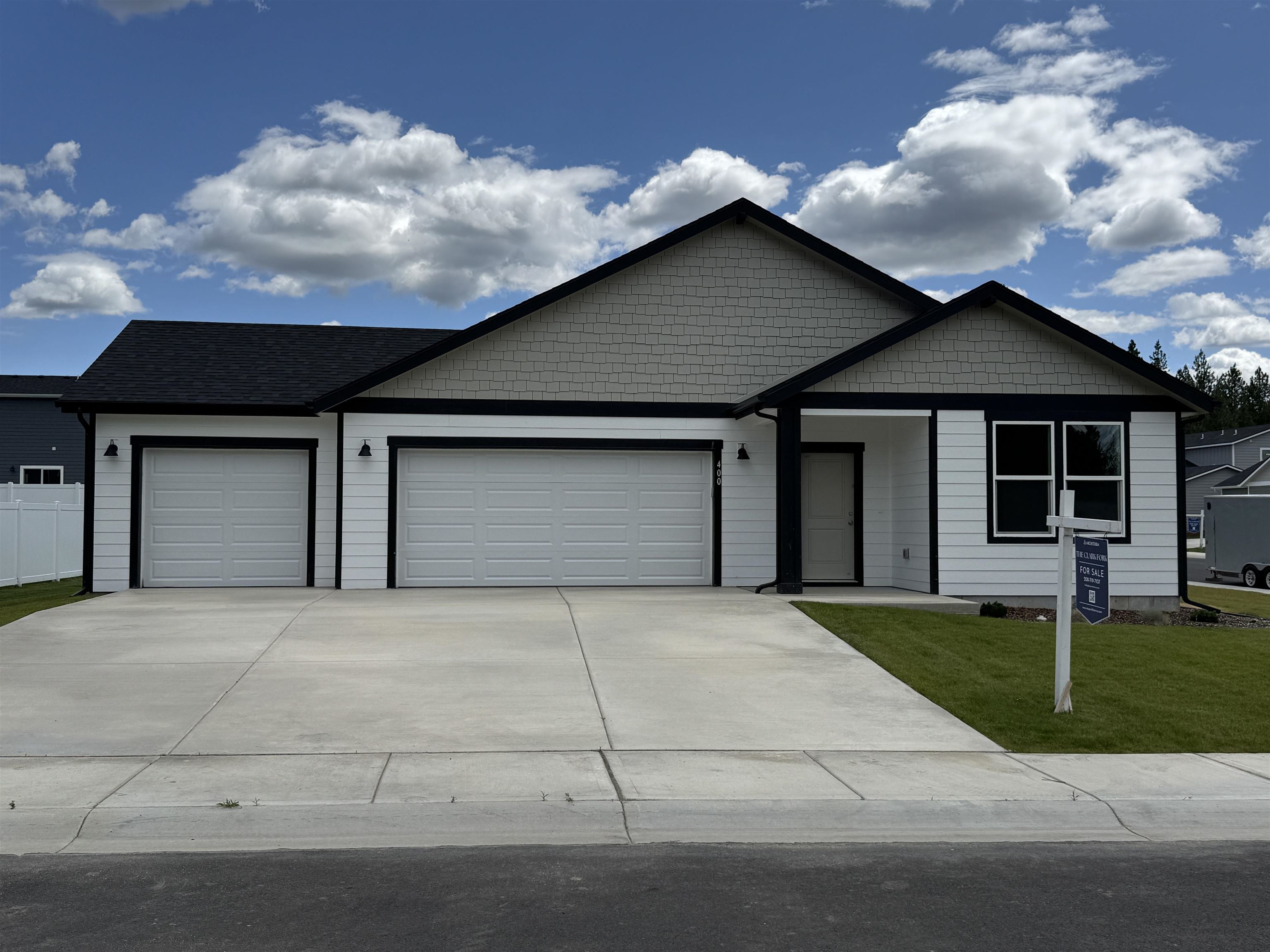 Photo 1 of 29 — 400 N Arcadia Ave, Deer Park, WA 99006