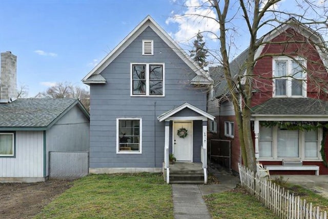 1014 W Spofford Ave