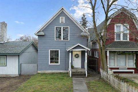Photo of 1014 W Spofford Ave, Spokane, WA 99205 (MLS # 202615503)