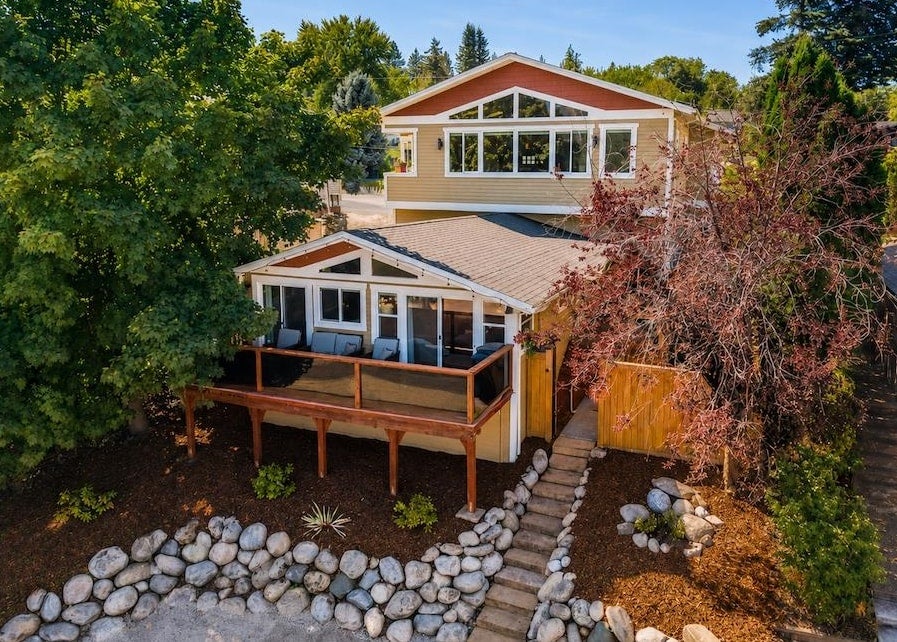 Photo of 902 S Liberty Dr, Liberty Lake, WA 99019 (MLS # 202623648)