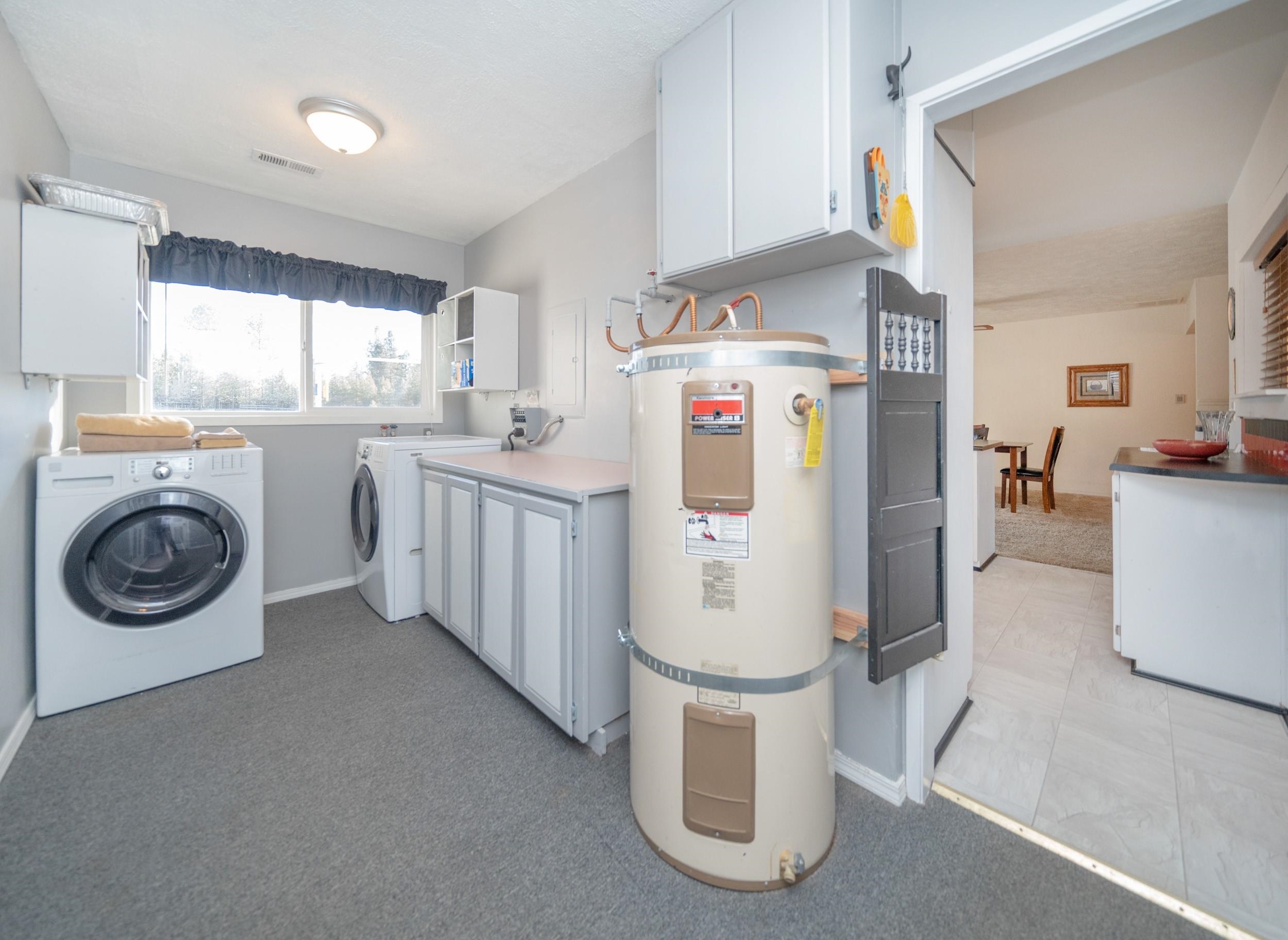 Chattaroy, Washington 99003, United States, 5 Bedrooms Bedrooms, ,3 BathroomsBathrooms,Residential,Active,12230