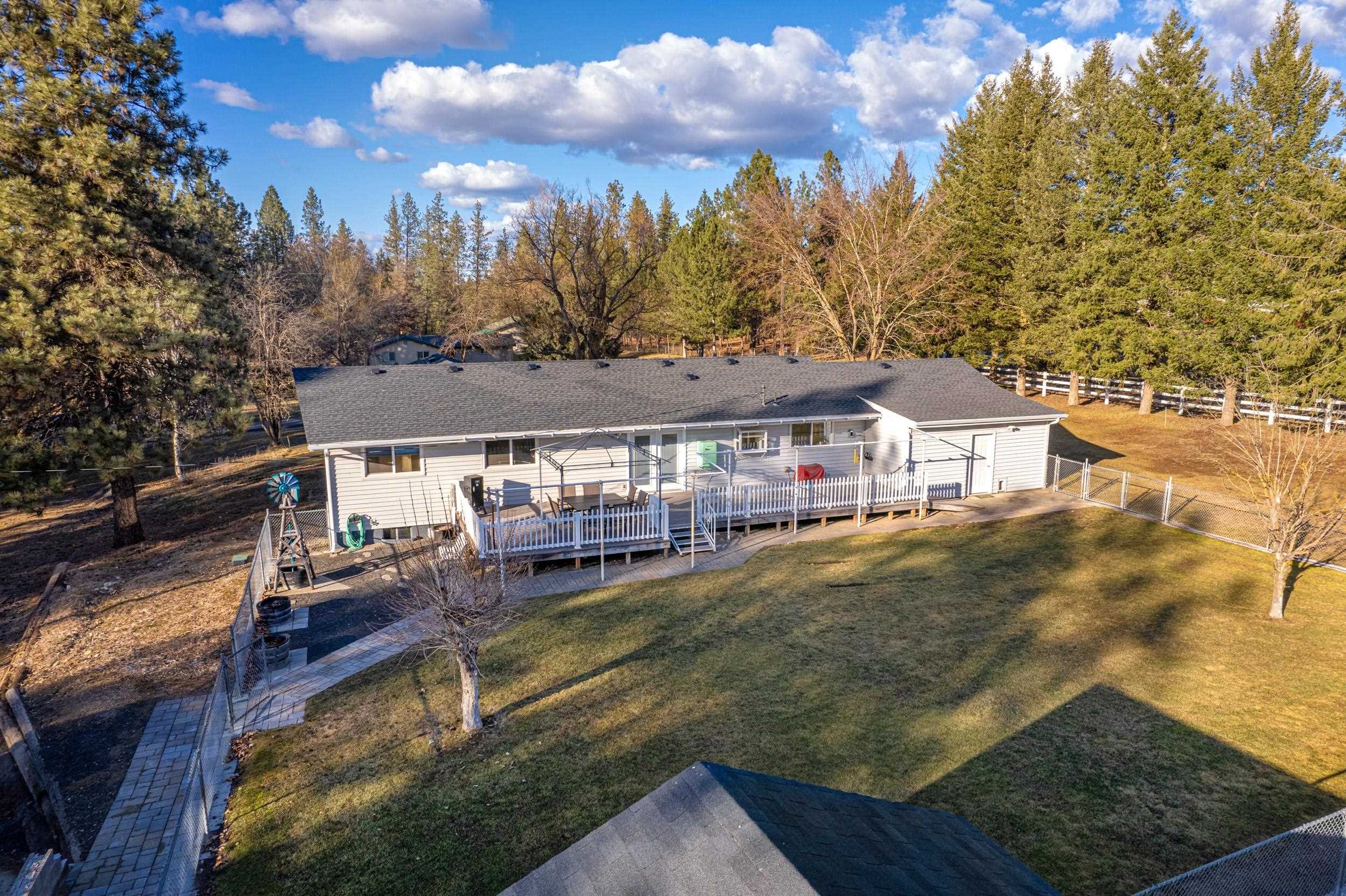 Chattaroy, Washington 99003, United States, 5 Bedrooms Bedrooms, ,3 BathroomsBathrooms,Residential,Active,12230