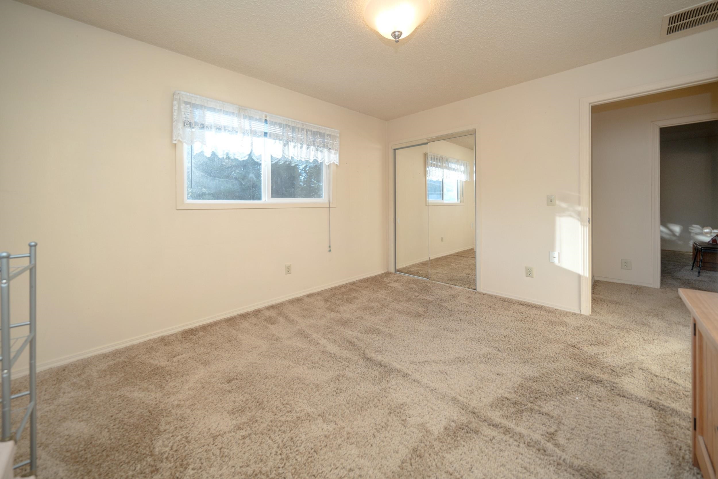 Chattaroy, Washington 99003, United States, 5 Bedrooms Bedrooms, ,3 BathroomsBathrooms,Residential,Active,12230