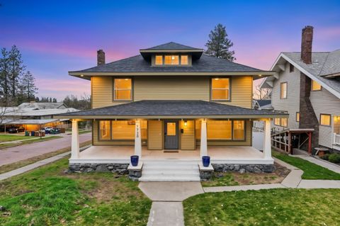 Photo of 1728 W 9th Ave, Spokane, WA 99204 (MLS # 202614078)