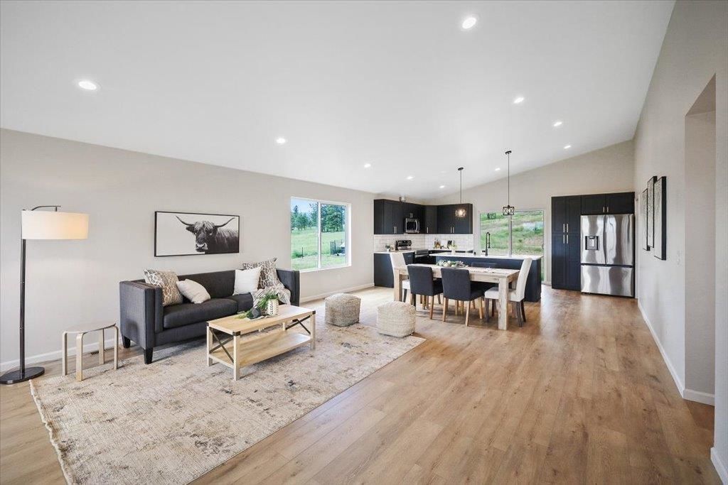 Photo of 1508 W Latting Ln, Deer Park, WA 99006 (MLS # 202619289)