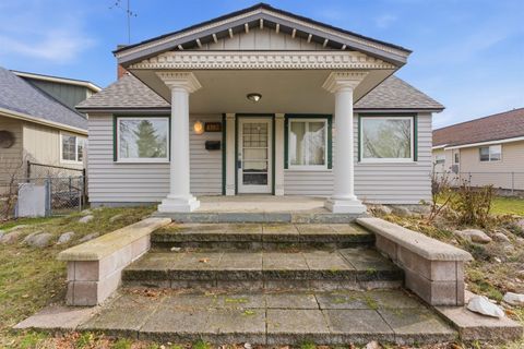 Photo of 6112 N Howard St, Spokane, WA 99205 (MLS # 202613656)