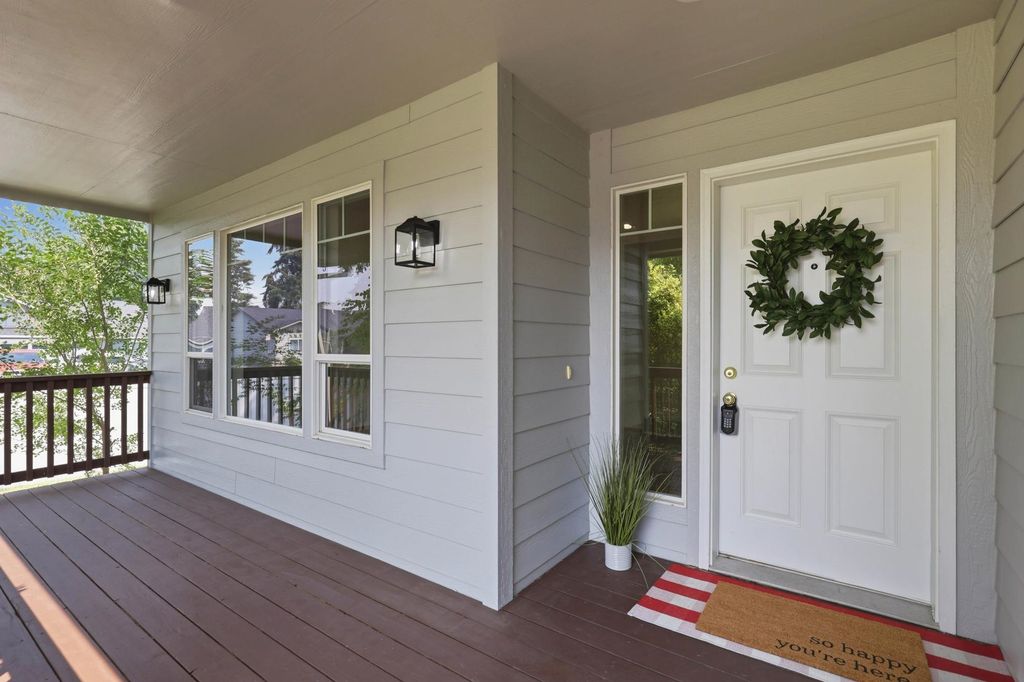 Photo of 620 N Lucille Ln, Spokane Valley, WA 99216 (MLS # 202621239)