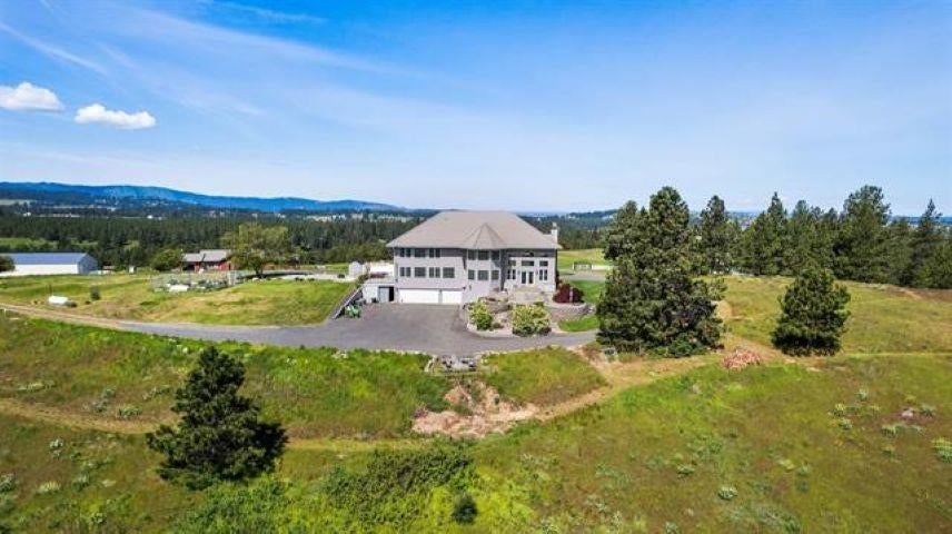 Photo of 4216 S Owl Ln, Greenacres, WA 99016 (MLS # 202626148)