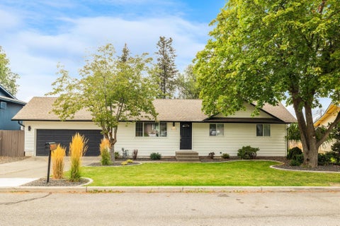 Photo of 11117 E 11TH Ave, Spokane Valley, WA 99206 (MLS # 202619425)