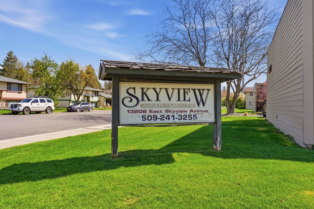 Photo of 13208 E Skyview Ave, Spokane Valley, WA 99216 (MLS # 202623606)