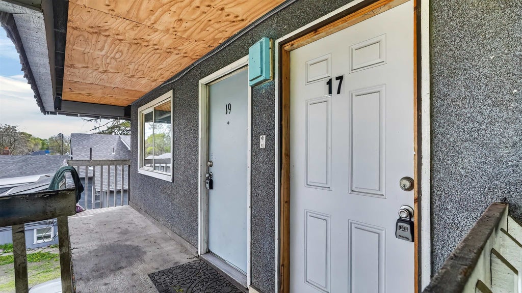 Photo of 1717 E Mission Ave, Spokane, WA 99202 (MLS # 202626195)