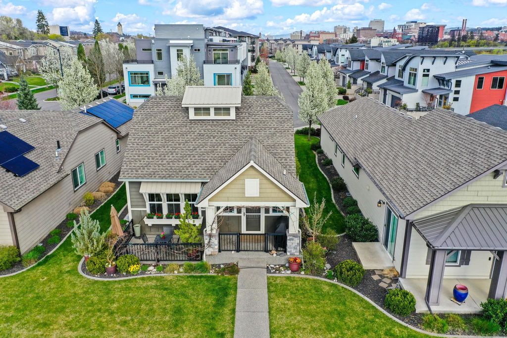 Photo of 2027 W CENTENNIAL Way, Spokane, WA 99201 (MLS # 202616023)