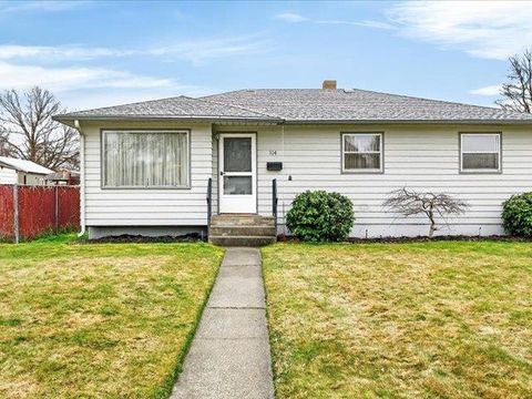 Photo of 114 E Sanson Ave, Spokane, WA 99207 (MLS # 202613776)