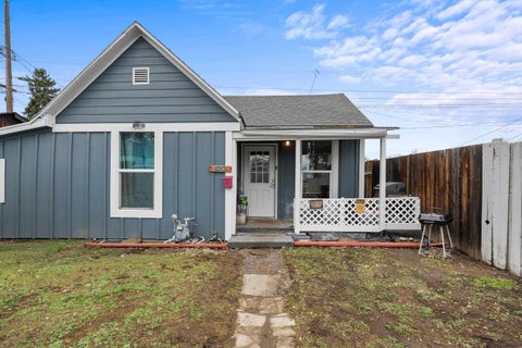 Photo of 2009 W Mansfield Ave, Spokane, WA 99205 (MLS # 202619266)