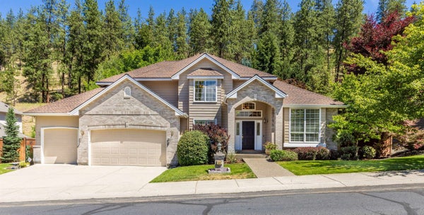 1411 E BLACKWOOD LN, SPOKANE, WA 99223 - Image 990dbcd488b1152be65aa2d6c32f3f08/4094674643