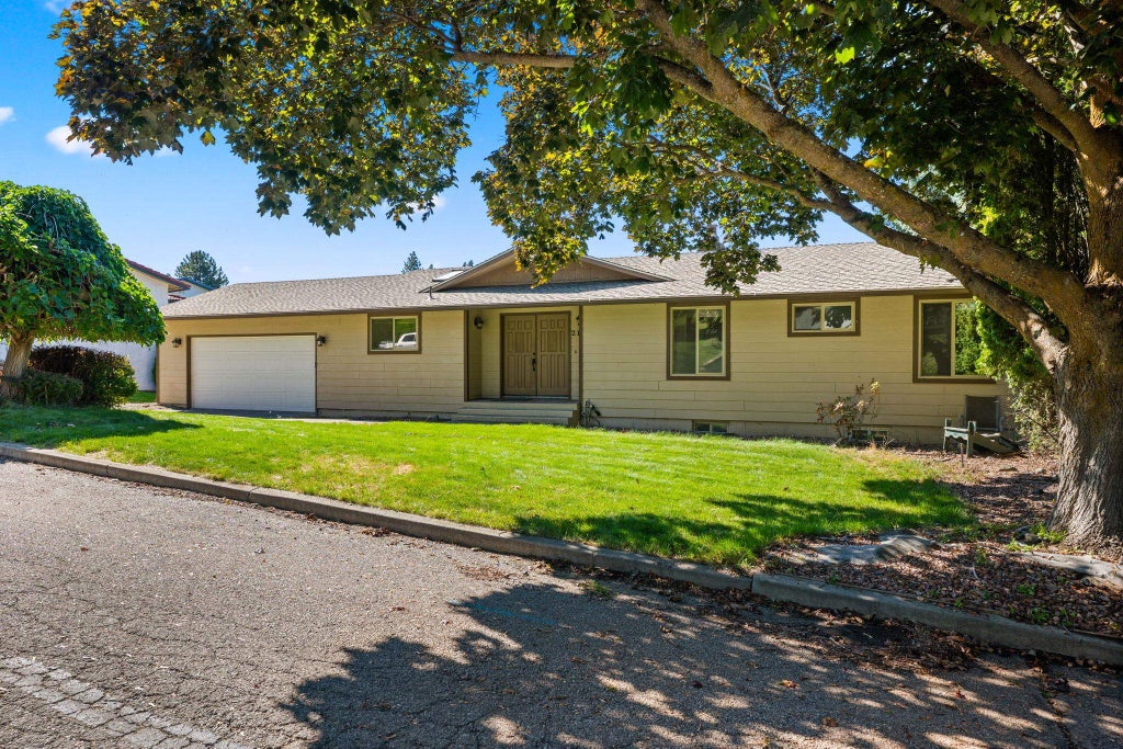 Photo of 2110 S Conklin Rd, Spokane Valley, WA 99037 (MLS # 202624465)