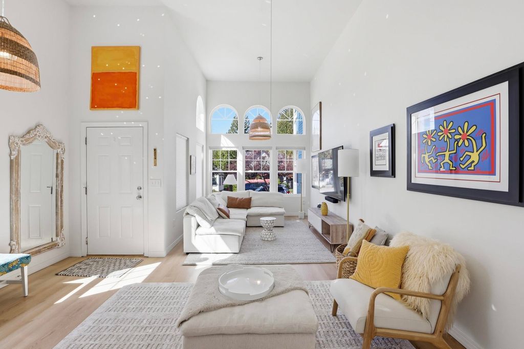 Photo of 1611 W 13TH Ave, Spokane, WA 99204 (MLS # 202616028)