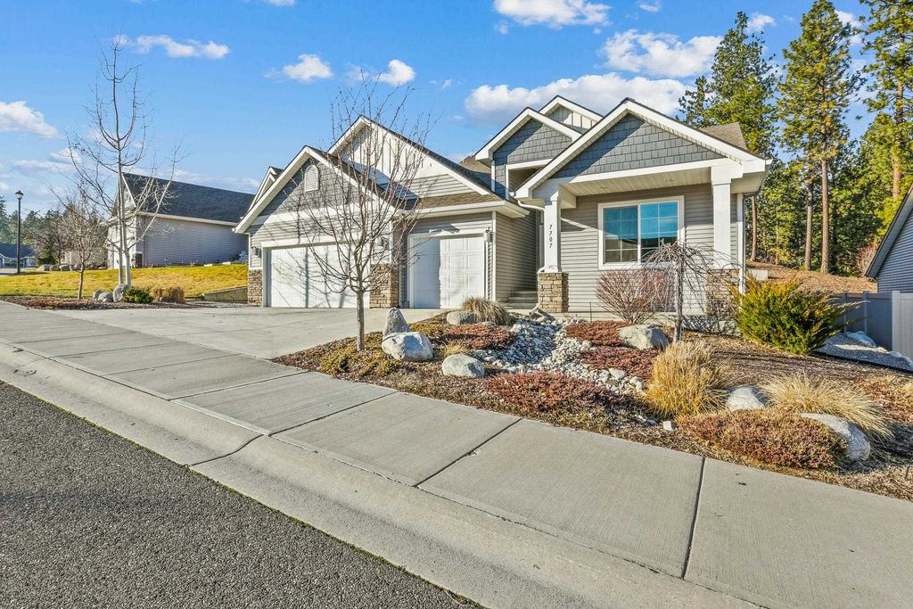 Photo of 7707 E Saphire Ln, Spokane, WA 99212 (MLS # 202611916)