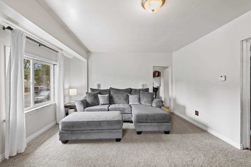 Photo of 1125 W Dalton Ave, Spokane, WA 99205 (MLS # 202619244)