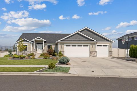 Photo of 2712 W Howesdale Rd, Spokane, WA 99208 (MLS # 202614263)