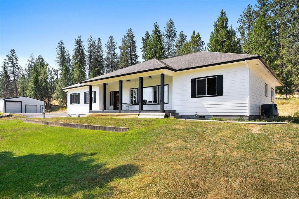 Photo of 320 S River St, Rockford, WA 99030 (MLS # 202525407)
