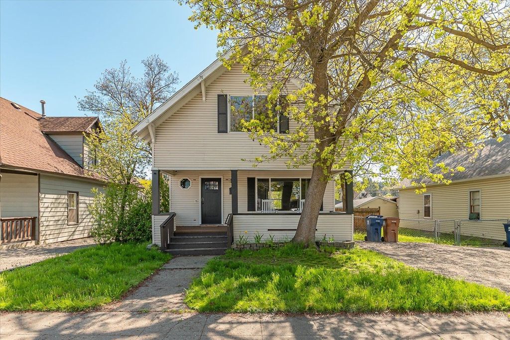 Photo of 2724 E 4th Ave Ave, Spokane, WA 99202 (MLS # 202615951)