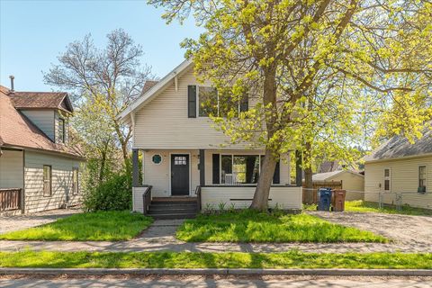 Photo of 2724 E 4th Ave, Spokane, WA 99202 (MLS # 202615951)