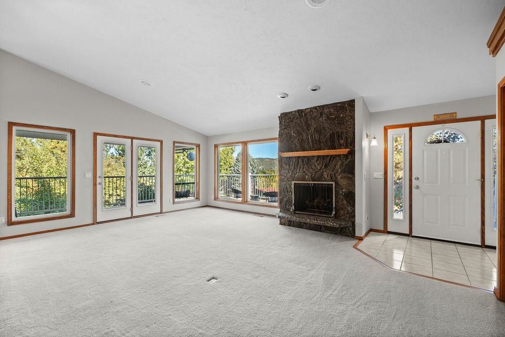 Photo of 814 S McKinzie Rd, Liberty Lake, WA 99019 (MLS # 202525402)